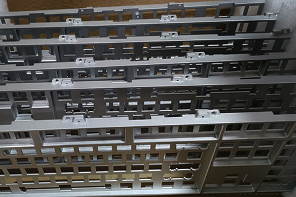 cnc加工金属模具_模具cnc加工流程-(图1)